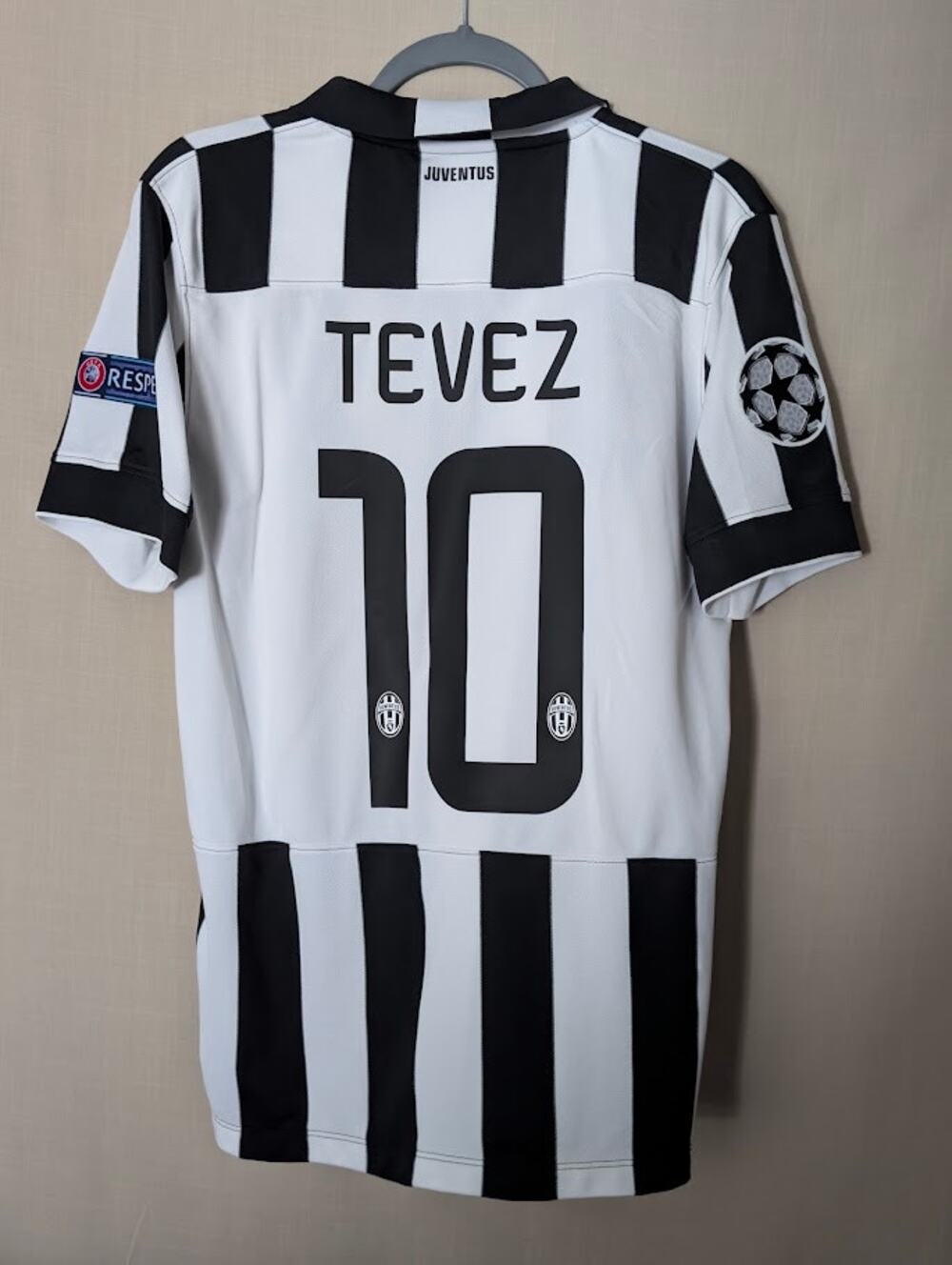 Juventus 2014-15 Home Carlos Tevez Jersey Men's Medium UCL Fully Patched